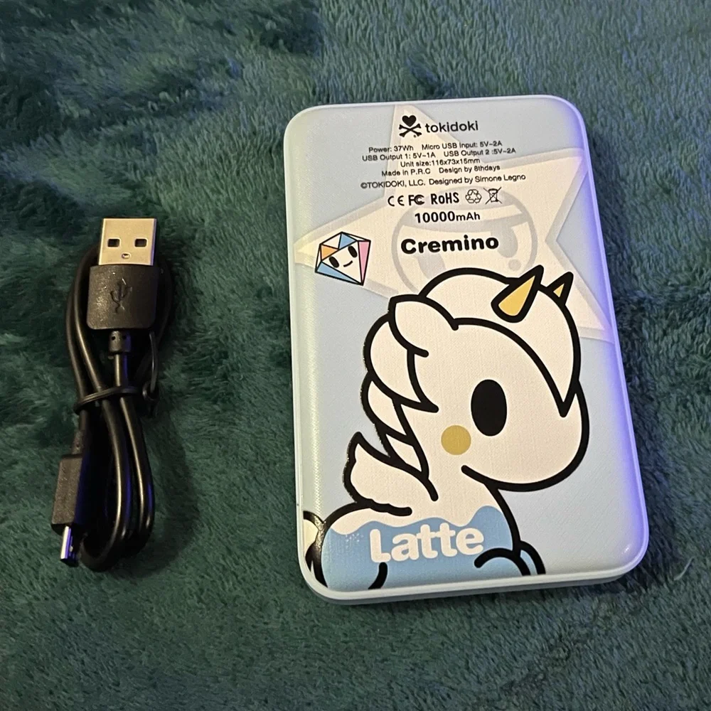 Tokidoki Cremino Unicorn Power Bank - Blue and White - Picture 1 of 3